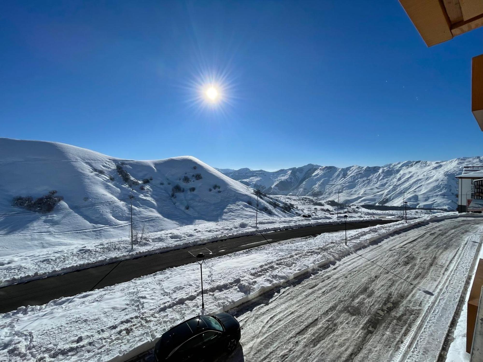 Four Season Gudauri Apartment Room photo