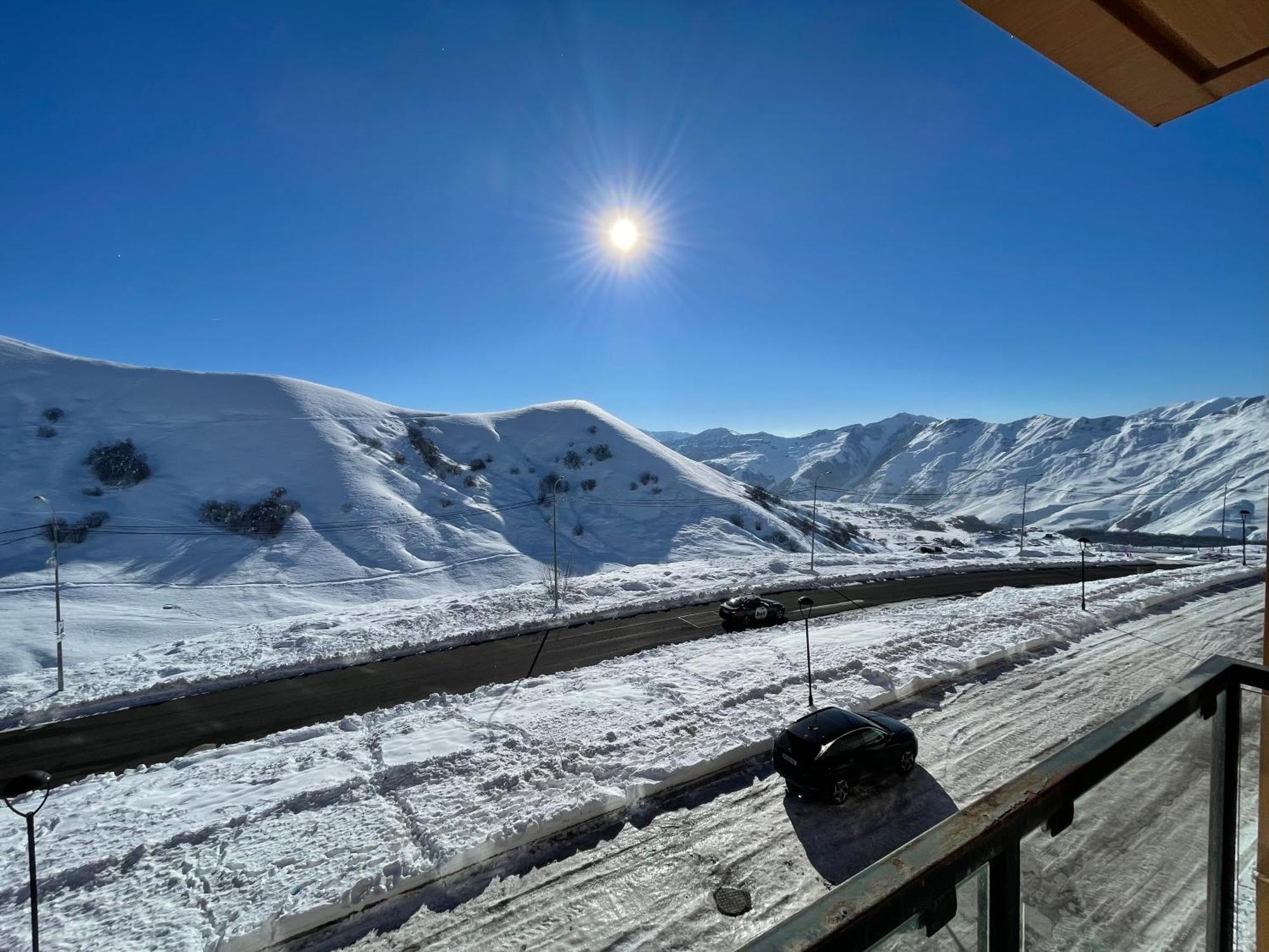Four Season Gudauri Apartment Room photo